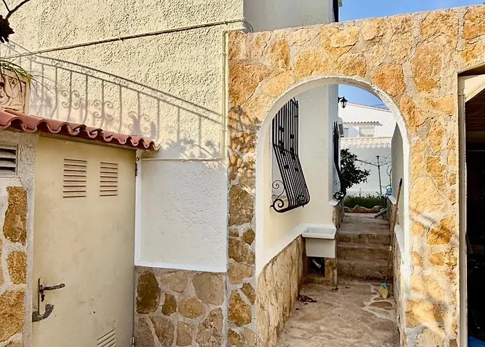 Ramon A Calp * Ifach